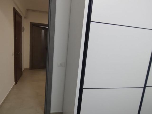 Apartament cu 3 camere centrala gaze Inel 2