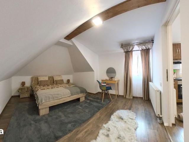 Apartament cu 3 camere, la casa, centrul istoric