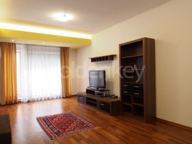 Apartament cu 3 camere langa parc, garaj | ID:5675