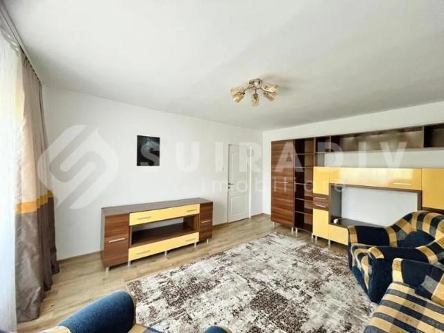 Apartament cu 3 camere, parcare, bloc cu lift Plopilor