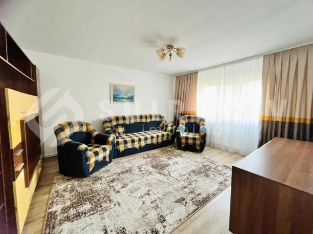 Apartament cu 3 camere, parcare, bloc cu lift Plopilor