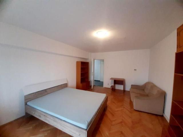 Apartament cu 3 camere pe Calea Dorobantilor