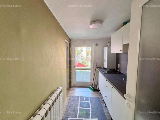 Apartament cu 3 camere pretabil firme, birouri | Traian