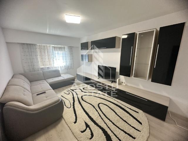 Apartament cu 3 camere, Renovat, zona Soarelui, Centrala proprie