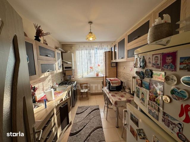 Apartament cu 3 camere | str Florilor