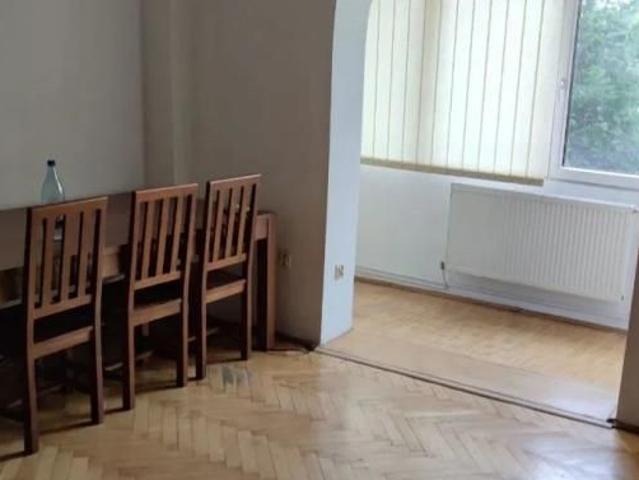 Apartament cu 3 camere, suprafata generoasa de 78mp, disponibil imediat