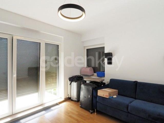 Apartament cu 3 camere si gradina | ID:740002