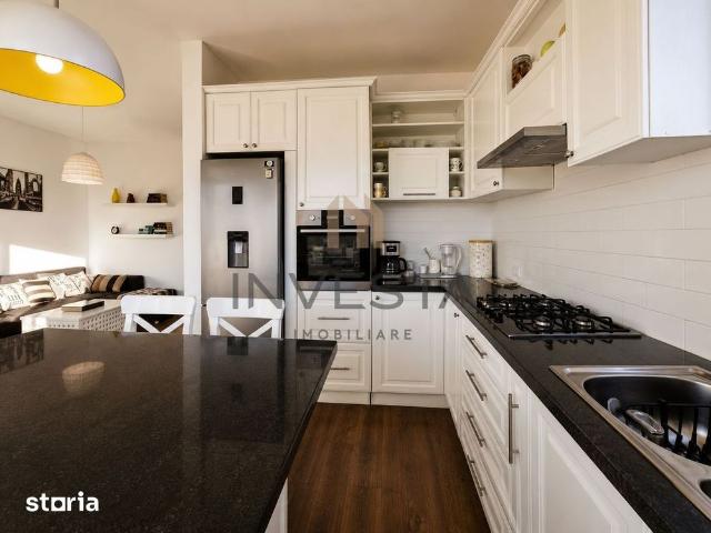 Apartament cu 3 camere si 2 parcari de inchiriat in zona Europa