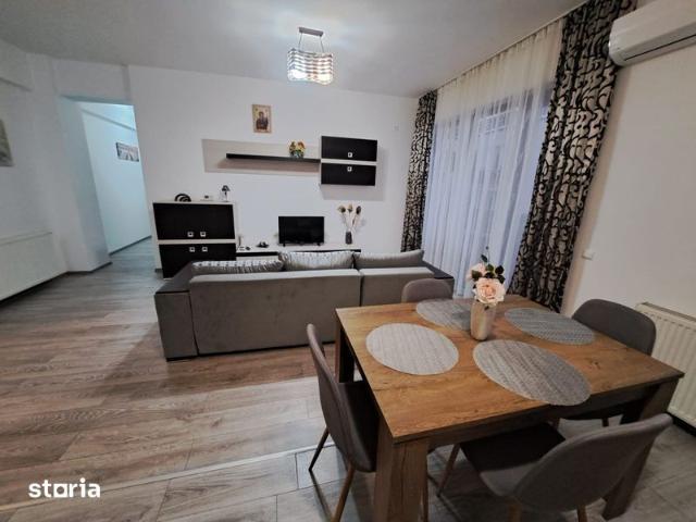 Apartament cu 3 camere vest 9 mai