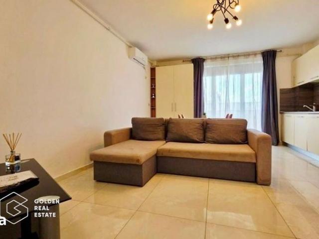 Apartament cu 3 camere, zon Afi Arad