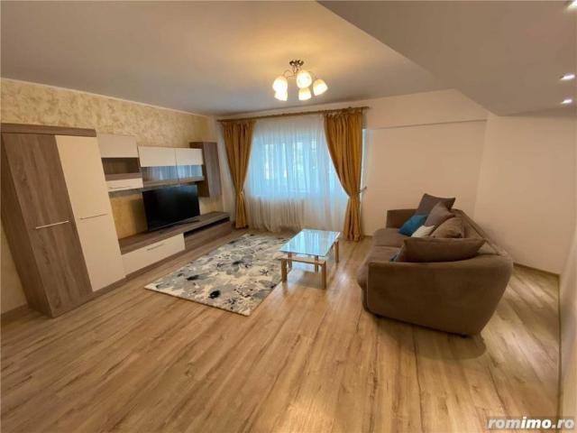 Apartament cu 3 camere zona Brancoveanu