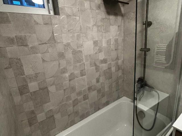 Apartament cu 3 camere, zona Budai