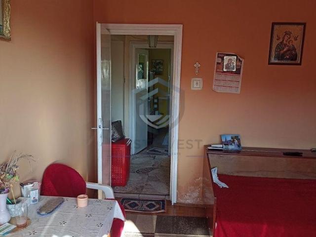 Apartament cu 3 camere, zona dacia