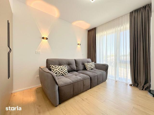 Apartament cu 3 camere, zona Lipovei
