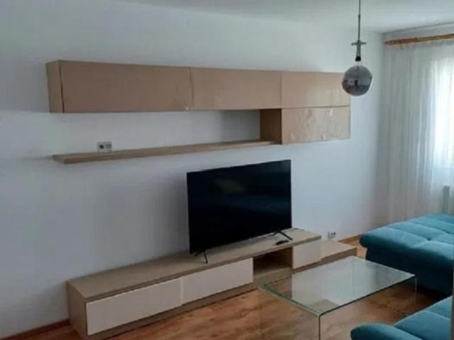 Apartament cu 3 camere zona Nicolina Lidl