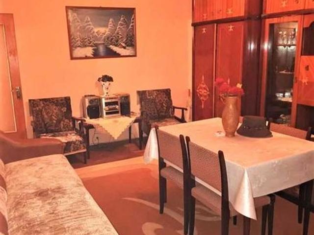 Apartament cu 3 camere zona stadion