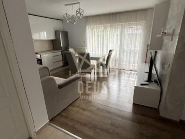 Apartament cu 3 camere
