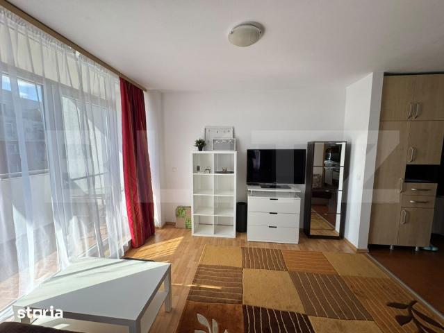 Apartament cu 3 camere, 60 mp + 4 mp balcon, zona Aradului