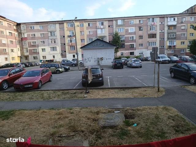 Apartament cu 3 camere