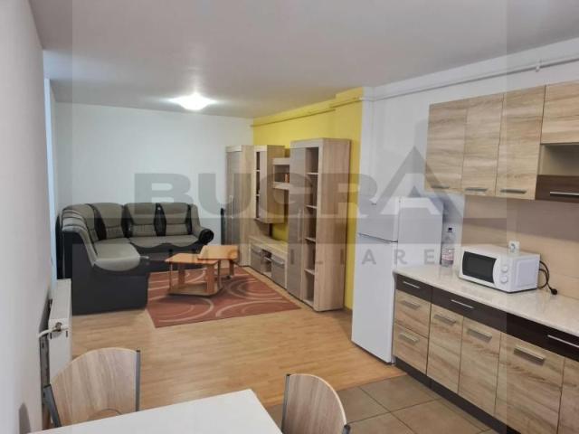 Apartament cu 3 camere, 75 mp, parcare, etaj intermediar, Zona Coposu