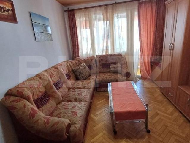 Apartament cu 3 camere, 75 mp, zona Complexul Studentesc