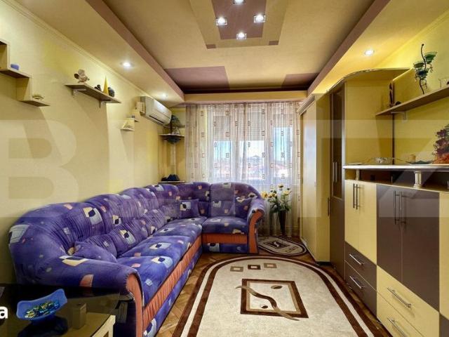 Apartament cu 3 camere, 72 mp, 2 balcoane, etaj 7 Centru Civic