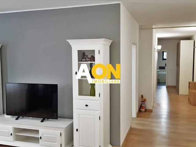 Apartament cu 3 camere, 85 mp, zona zero, Cetatea Alba Carolina