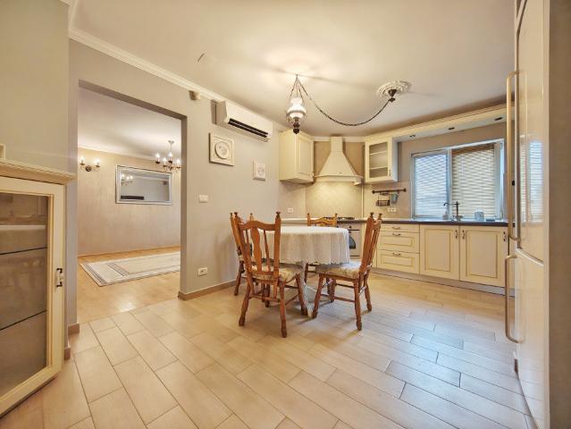 Apartament cu 3 camere 89 mp decomandat | Centrala Proprie | Zona Girocului