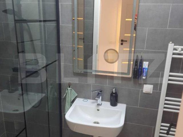 Apartament cu 3 camere, 80 mp, zona Maurer