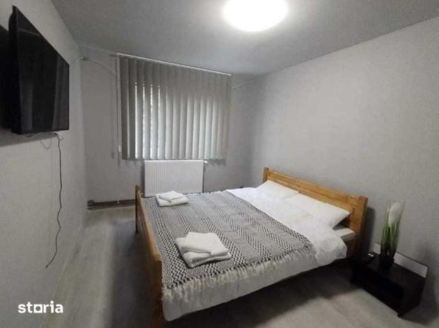 Apartament cu 3 dormitoare de inchiriat maxim 6 persoane