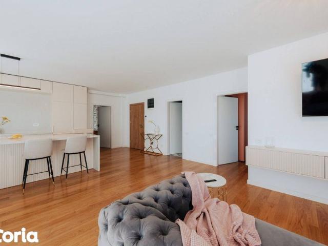 Apartament cu 3 dormitoare str Louis Pasteur