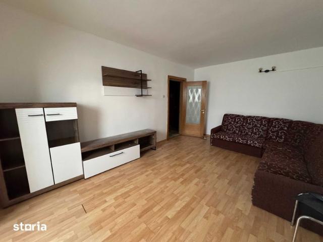 Apartament cu 4 camere, Astra