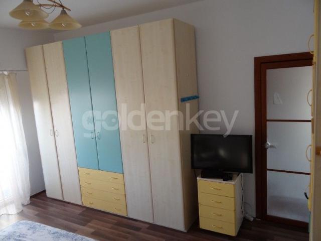 Apartament cu 4 camere cu vedere frumoasa asupra zonei | ID:477746