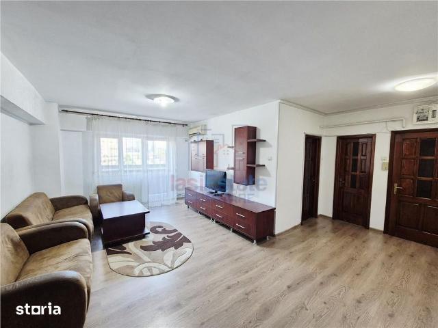 Apartament cu 4 camere de Inchiriat zona Palas Mall