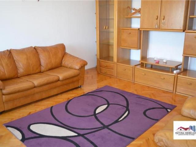 Apartament cu 4 Camere de Inchiriat in Zona Ultracentrala