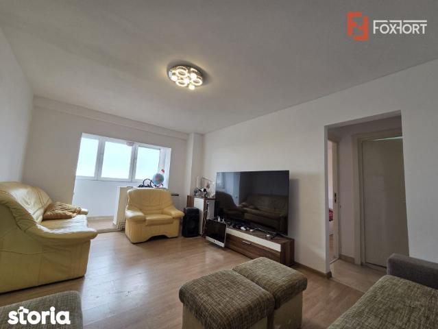 Apartament cu 4 camere de inchiriat pe Malul Muresului