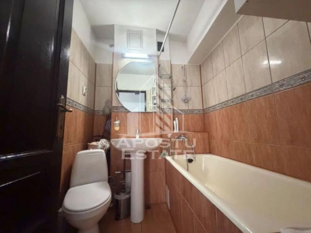 Apartament cu 4 camere, etajul 1, zona Dorobantilor, in Timisoara