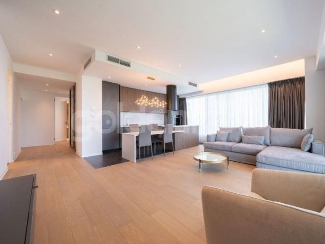 Apartament cu 4 camere si vedere libera | garaj si terasa | ID:1600276