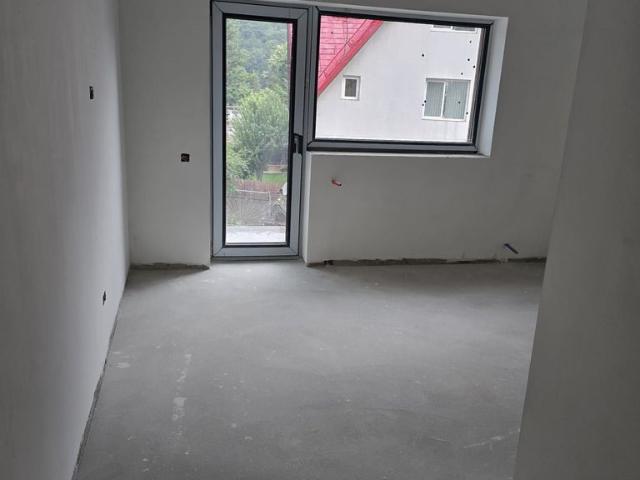 Apartament cu 4 camere 125 mp cu vedere la munti Busteni Zamora