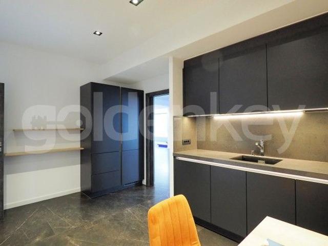 Apartament cu 5 camere si 160mp terasa | complex cu piscina | 2 garaje | ID:1349381