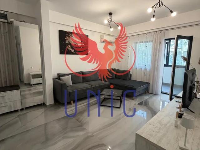 Apartament Calea Severinului etaj 2, mobilat si utilat, 71 mp