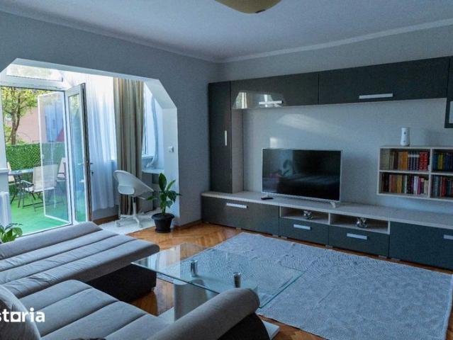 Apartament central de inchiriat