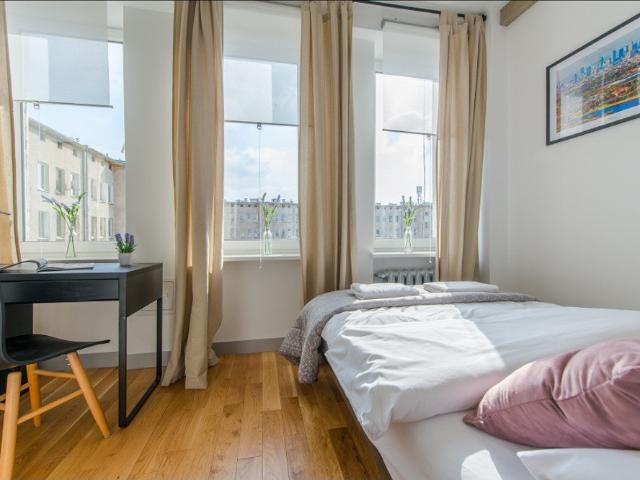 Apartament CHMIELNA 1 Z KLIMATYZACJĄ