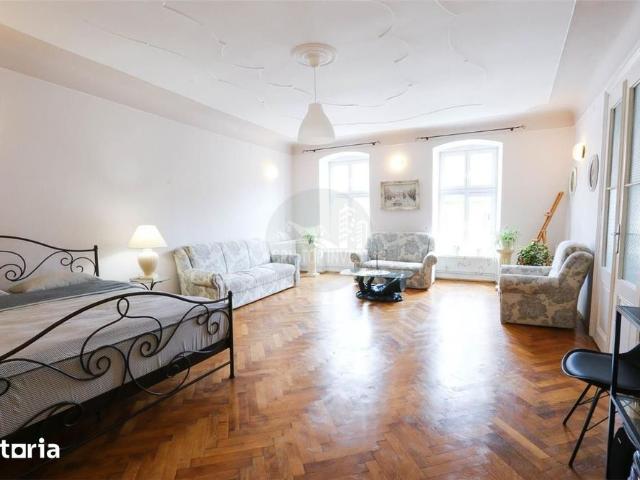 Apartament cochet 2 camere cu terasa zona Ultracentrala