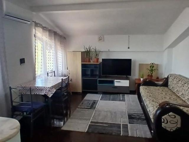 Apartament de închiriat