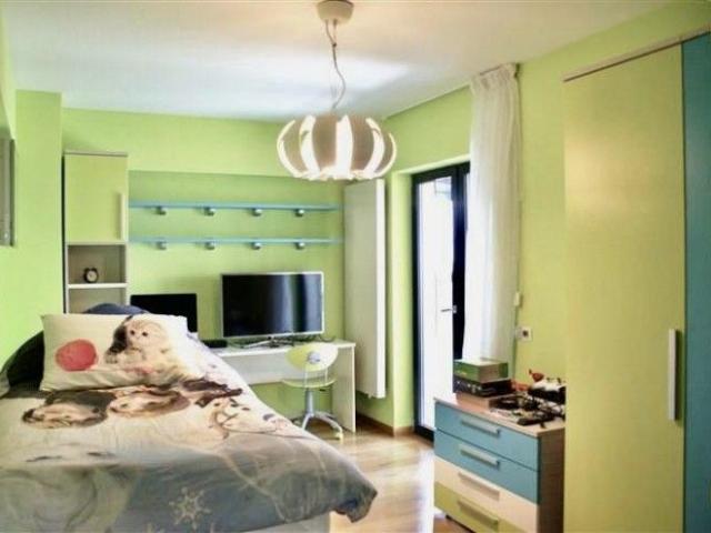 Apartament de inchiriat 4 camere zona Fabrica de Glucoza Upground, Bucuresti