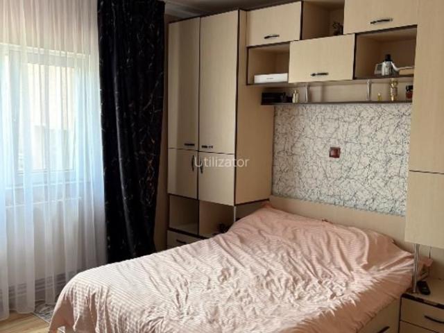 Apartament de închiriat