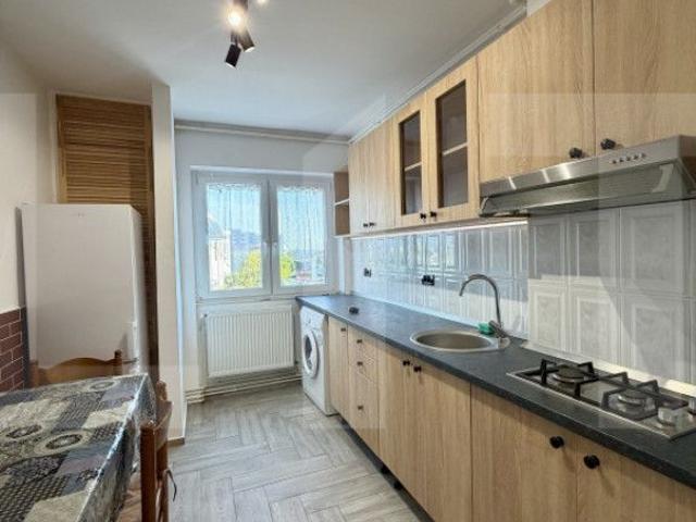 Apartament de închiriat, 75 mp, zona Centrală Podgoria