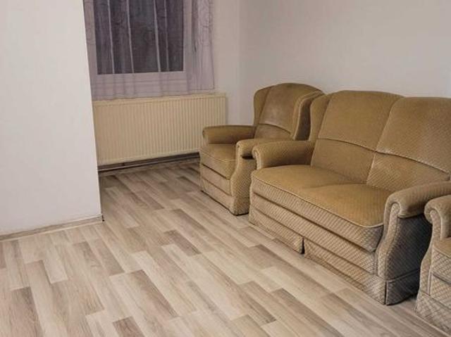 Apartament de inchiriat