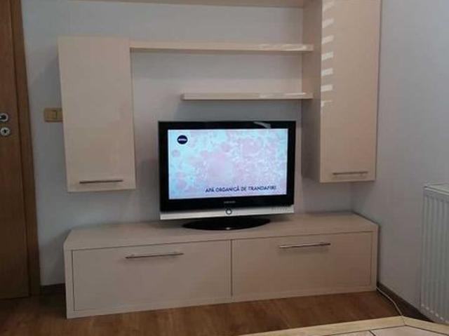 Apartament de închiriat